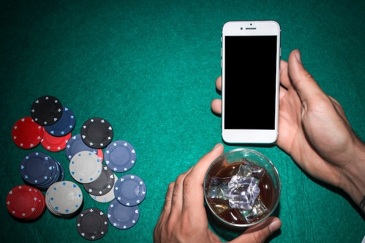 Perbandingan antarmuka aplikasi native 88 togel dan versi browser web di berbagai perangkat.